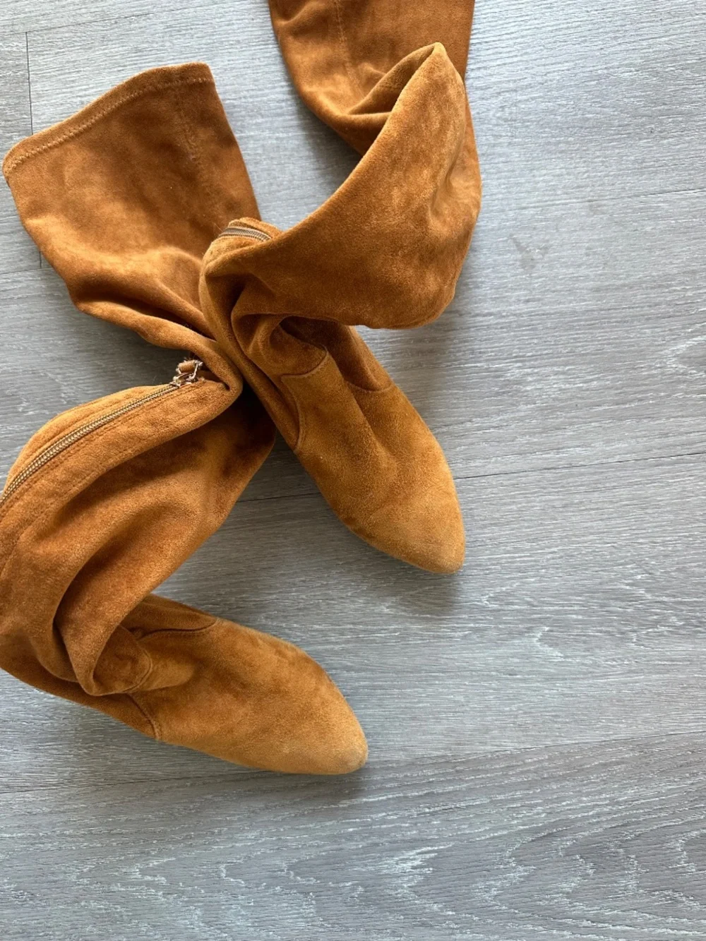BUNDLE Goodnight Macaroon Marlo Boots size 5